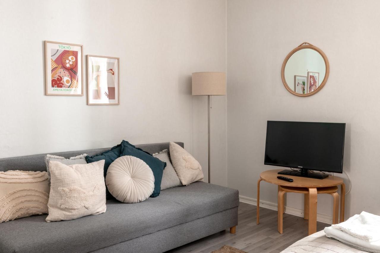 2Ndhomes Cozy Studio By The Esplanade Park เฮลซิงกิ ภายนอก รูปภาพ